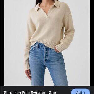 GAP Women's V-Neck Cream Sweater